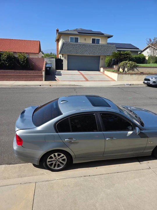 2006 BMW E90 3 Series Sedan - Image 8 of 15