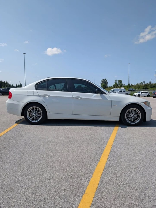 2006 BMW E90 3 Series Sedan - Image 2 of 10