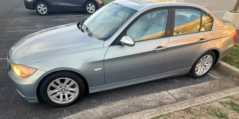 2006 BMW E90 3 Series Sedan - Image 2 of 10