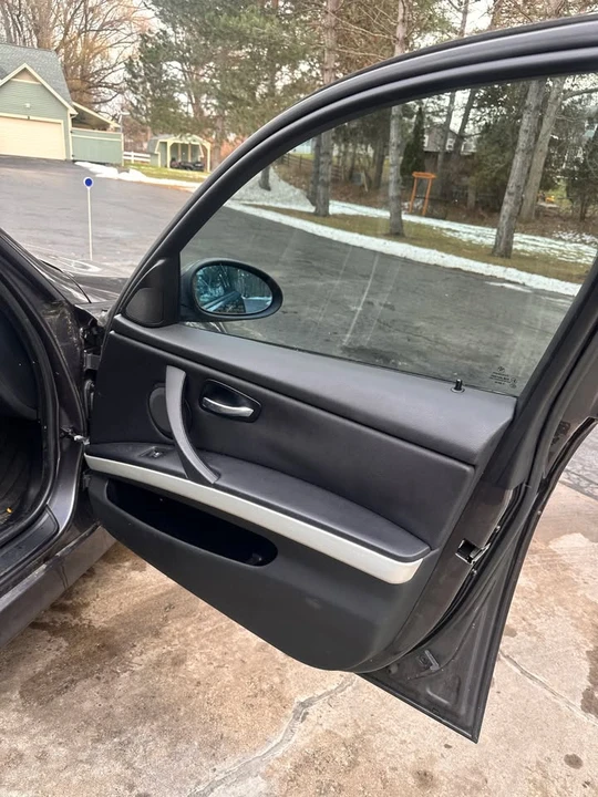 2006 BMW E90 3 Series Sedan - Image 15 of 17
