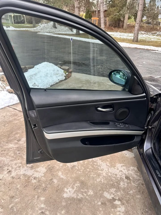 2006 BMW E90 3 Series Sedan - Image 12 of 17