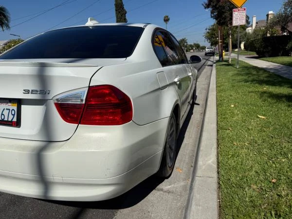 2006 BMW E90 3 Series Sedan - Image 10 of 19