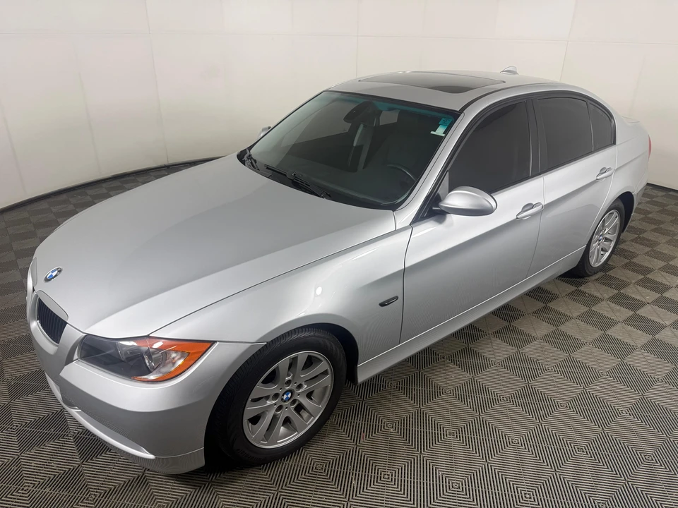 2006 BMW E90 3 Series Sedan - Image 8 of 31