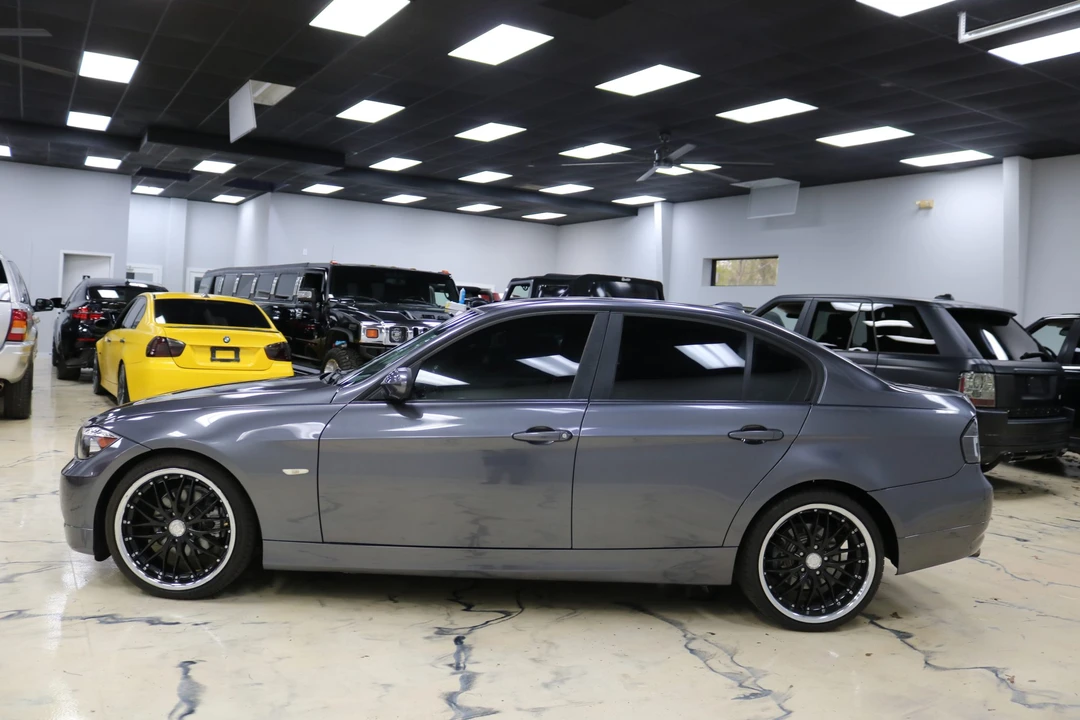 2006 BMW E90 3 Series Sedan - Image 16 of 31