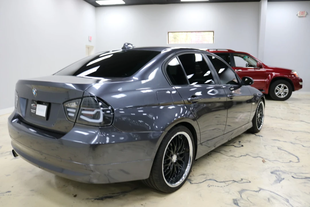 2006 BMW E90 3 Series Sedan - Image 11 of 31
