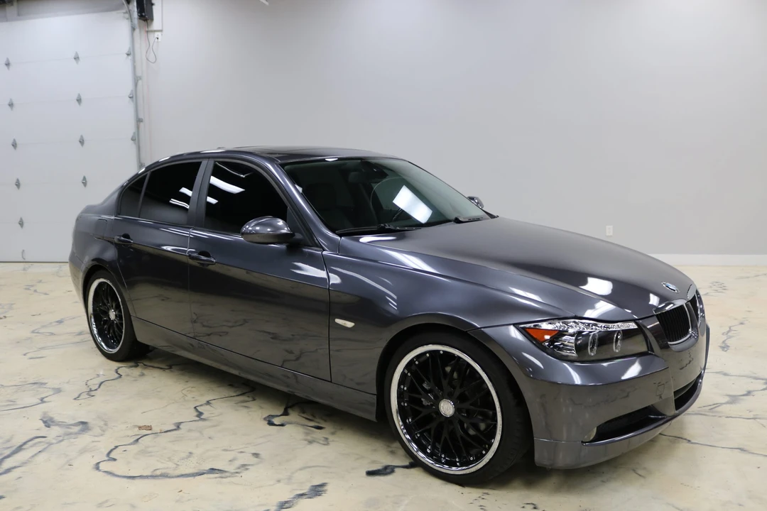 2006 BMW E90 3 Series Sedan - Image 9 of 31