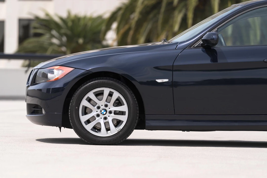 2006 BMW E90 3 Series Sedan - Image 28 of 31