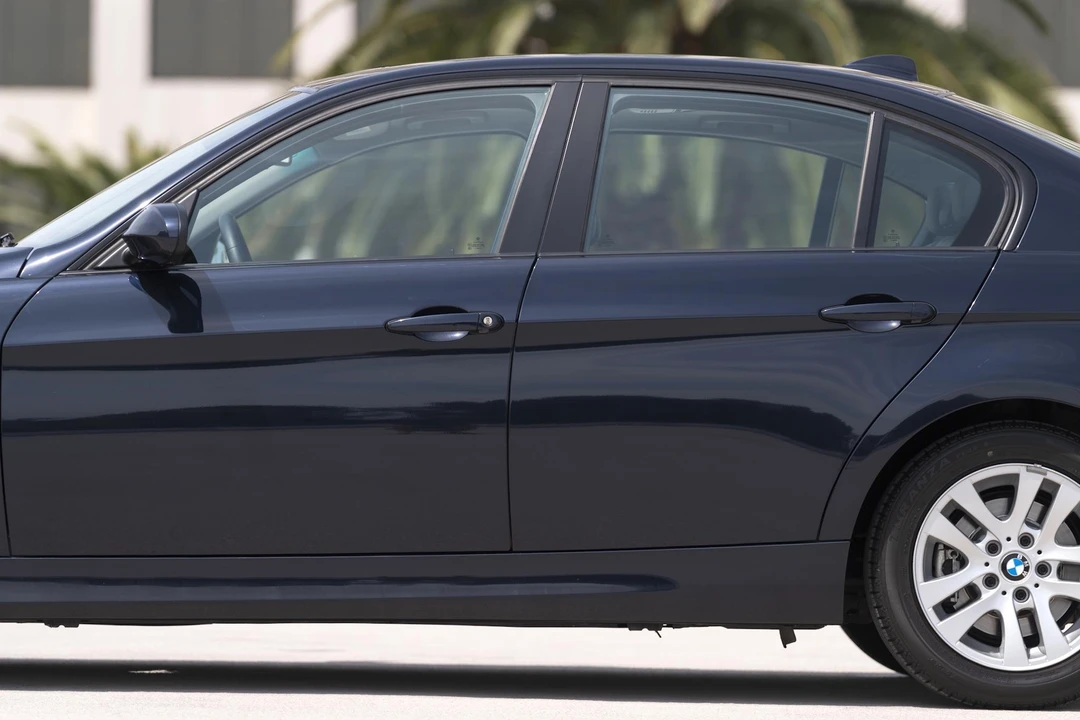 2006 BMW E90 3 Series Sedan - Image 29 of 31