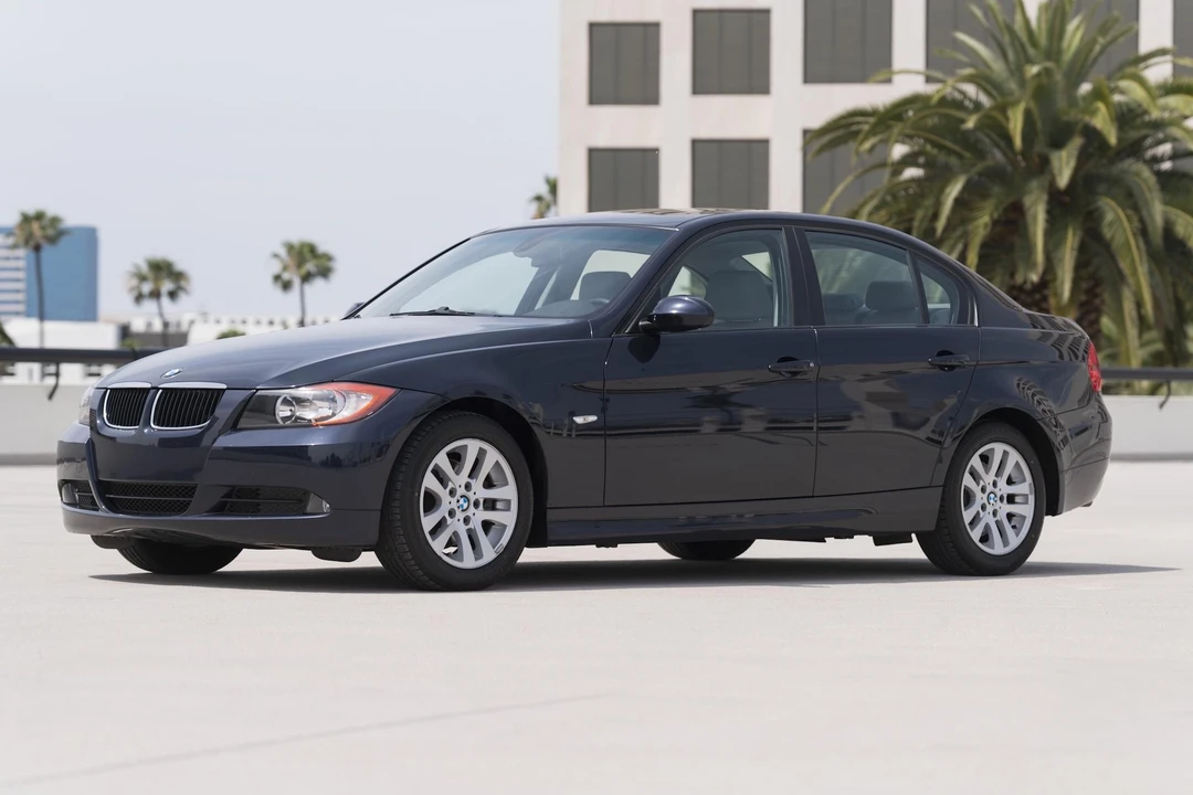 2006 BMW E90 3 Series Sedan - Image 3 of 31