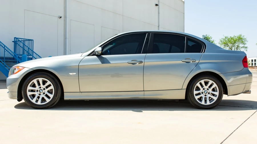 2006 BMW E90 3 Series Sedan - Image 5 of 25