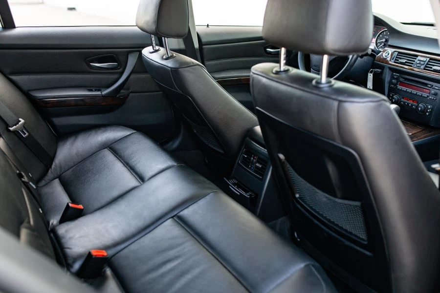2006 BMW E90 3 Series Sedan - Image 17 of 25