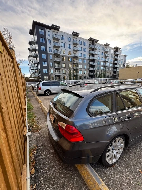 2006 BMW E90 3 Series Sedan - Image 4 of 6