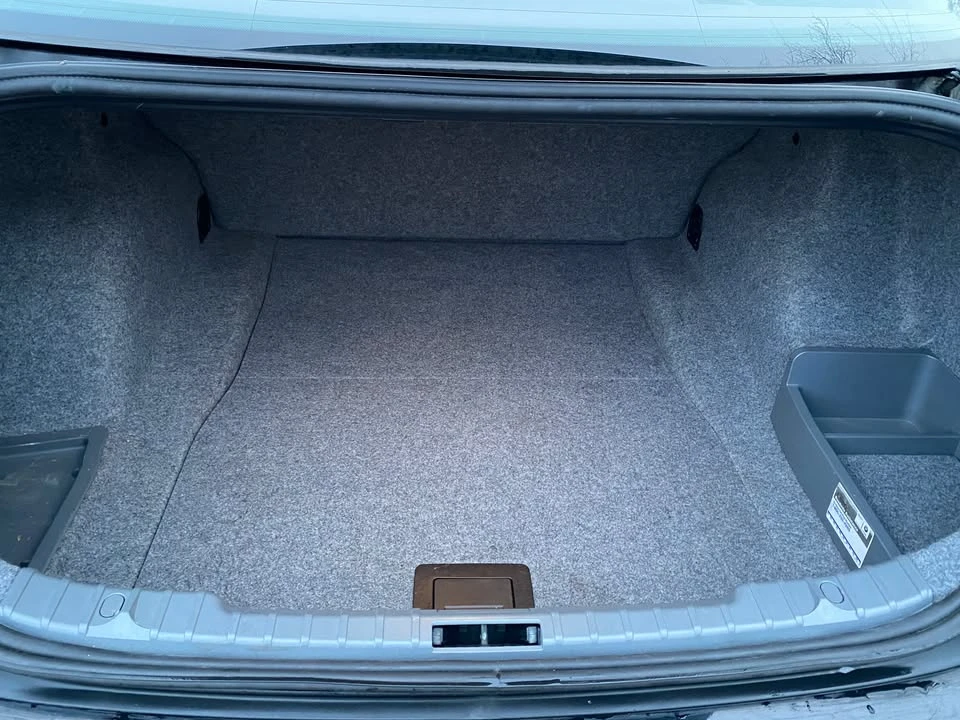 2006 BMW E90 3 Series Sedan - Image 8 of 20