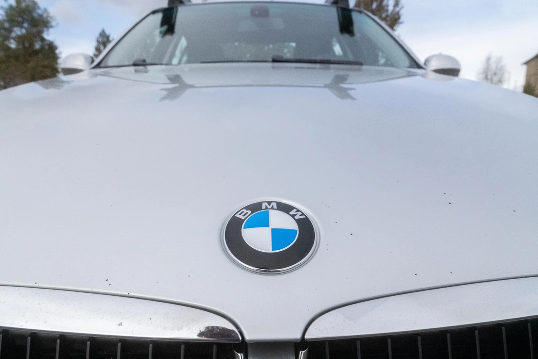 2006 BMW E90 3 Series Sedan - Image 15 of 31