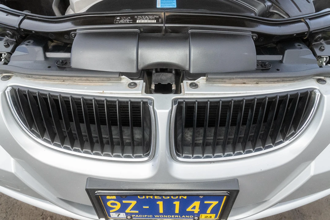 2006 BMW E90 3 Series Sedan - Image 16 of 31