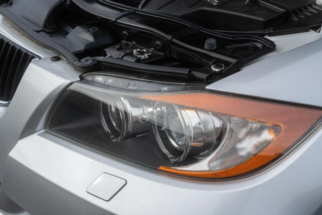 2006 BMW E90 3 Series Sedan - Image 22 of 31