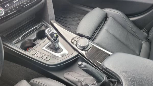 2006 BMW E90 3 Series Sedan - Image 18 of 21