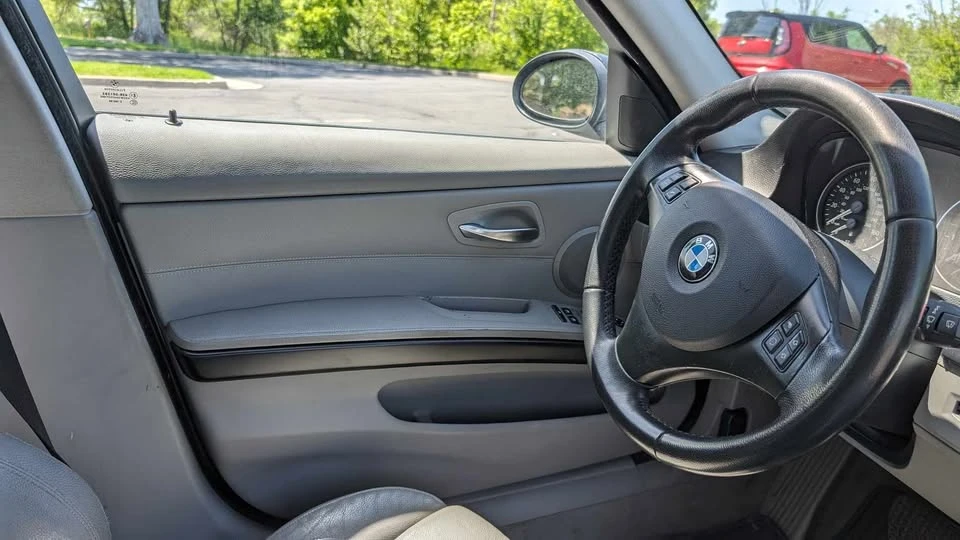 2006 BMW E90 3 Series Sedan - Image 12 of 20