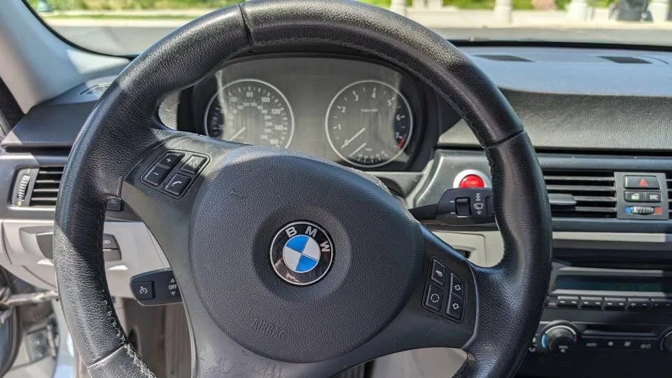2006 BMW E90 3 Series Sedan - Image 15 of 20