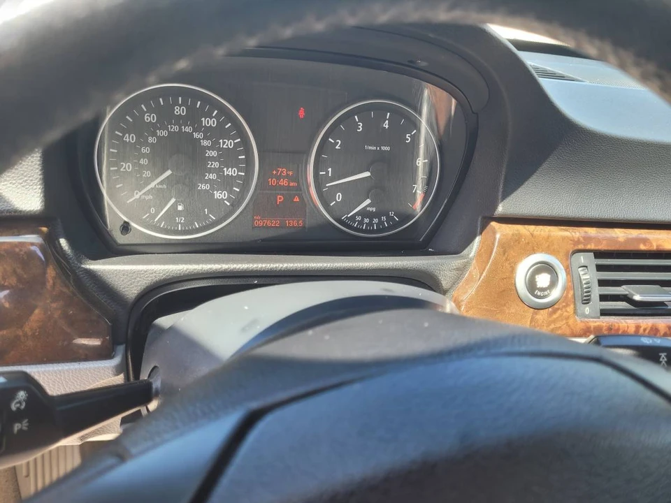 2006 BMW E46 330i & 330Ci - Image 17 of 18