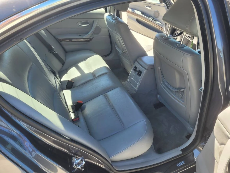 2006 BMW E46 330i & 330Ci - Image 14 of 18