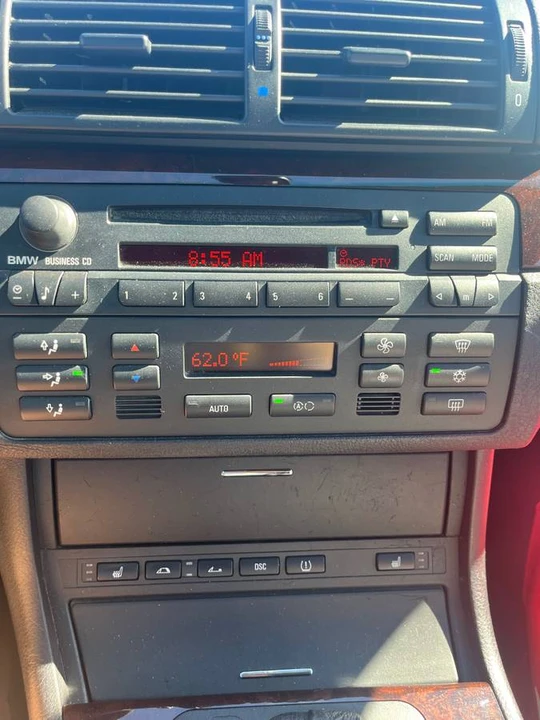 2006 BMW E46 330i & 330Ci - Image 20 of 21