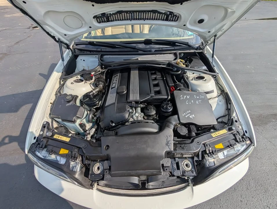 2006 BMW E46 330i & 330Ci - Image 10 of 15