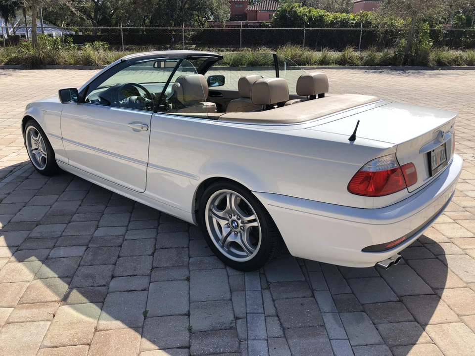 2006 BMW E46 330i & 330Ci - Image 11 of 31