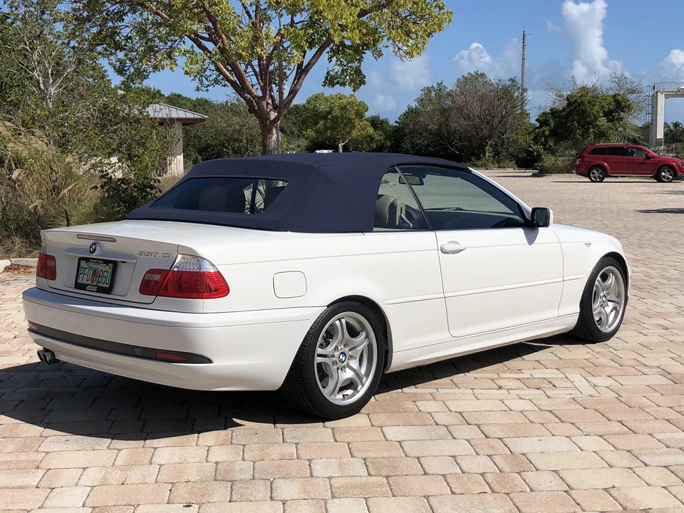 2006 BMW E46 330i & 330Ci - Image 30 of 31