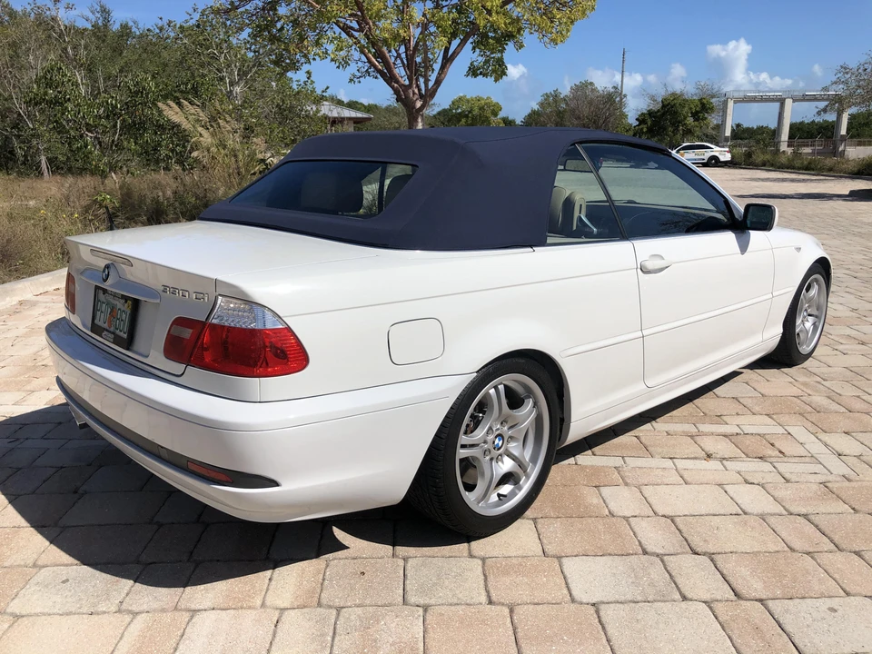 2006 BMW E46 330i & 330Ci - Image 29 of 31
