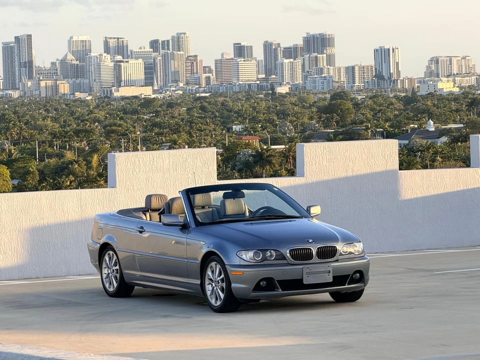 2006 BMW E46 330i & 330Ci - Image 23 of 31