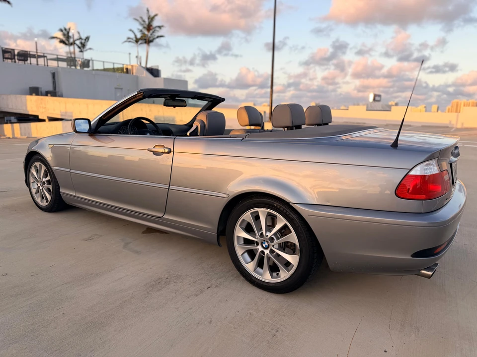 2006 BMW E46 330i & 330Ci - Image 14 of 31
