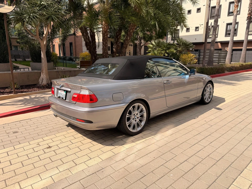 2006 BMW E46 330i & 330Ci - Image 24 of 31