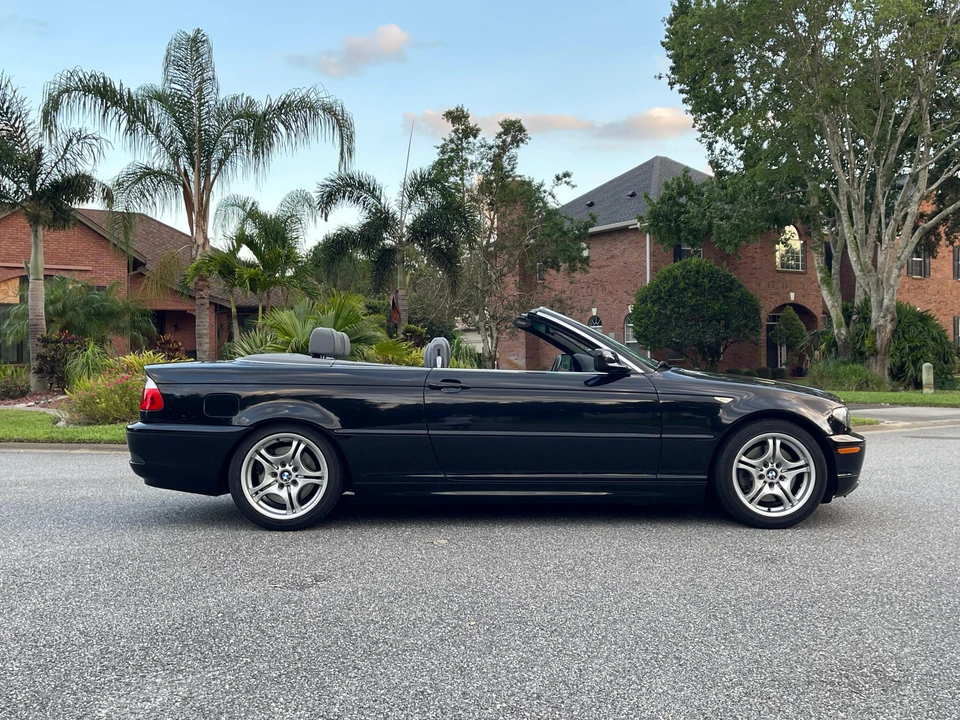 2006 BMW E46 330i & 330Ci - Image 14 of 31