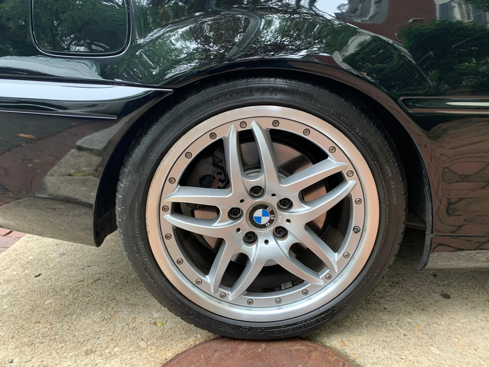 2006 BMW E46 330i & 330Ci - Image 23 of 31