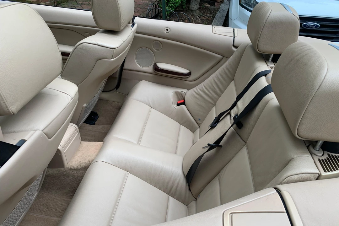 2006 BMW E46 330i & 330Ci - Image 27 of 31