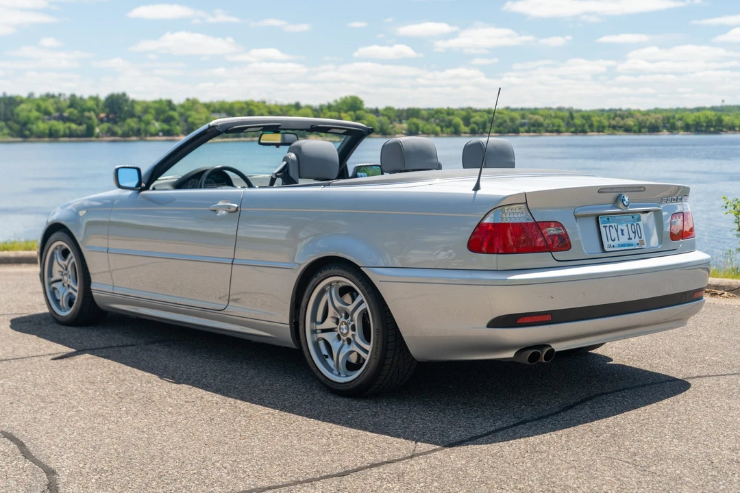 2006 BMW E46 330i & 330Ci - Image 14 of 31