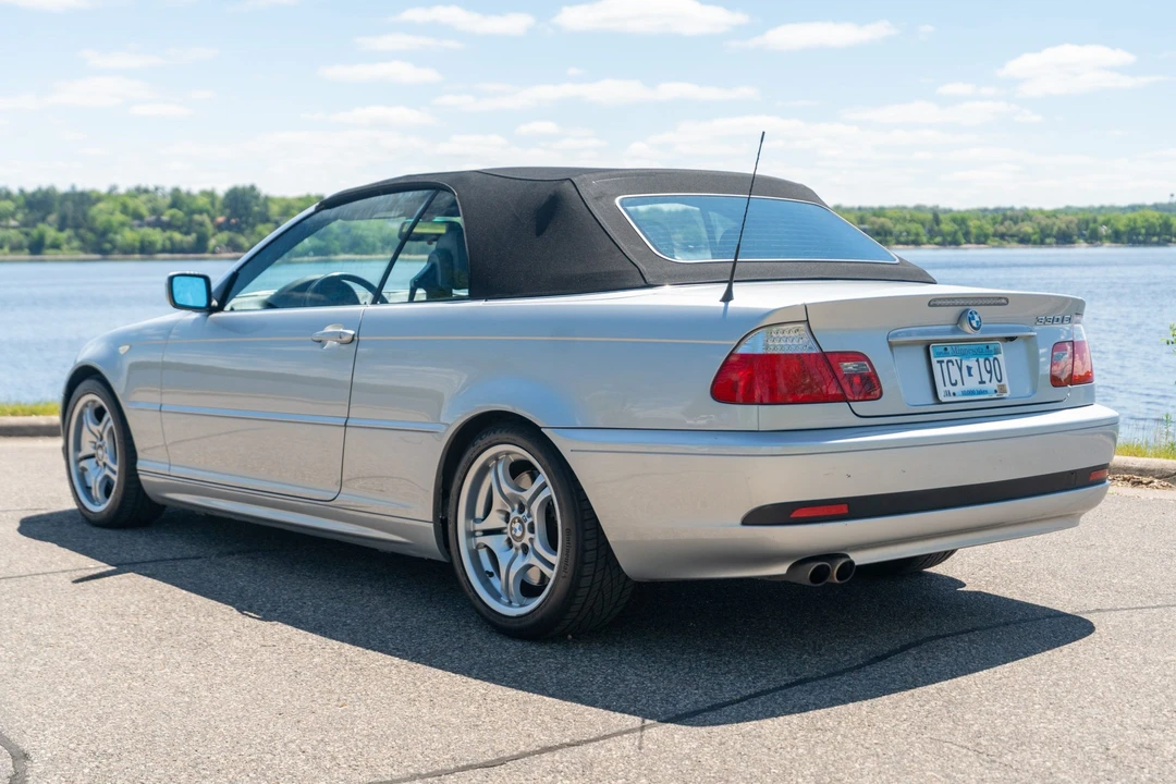2006 BMW E46 330i & 330Ci - Image 13 of 31
