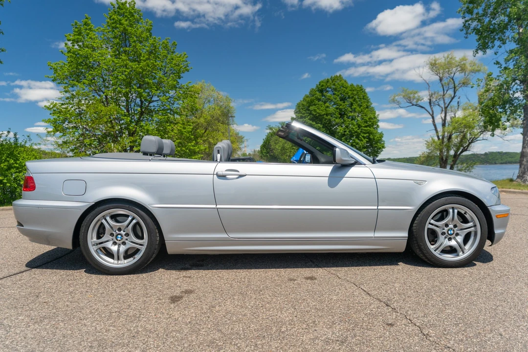 2006 BMW E46 330i & 330Ci - Image 7 of 31