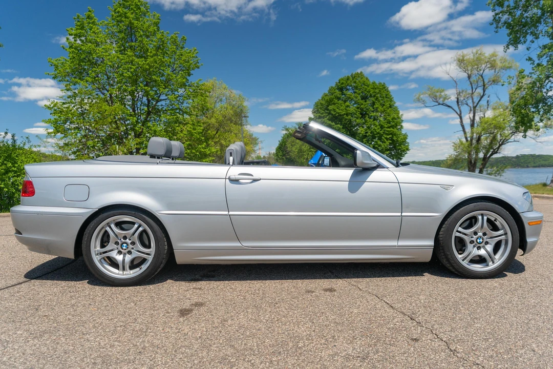 2006 BMW E46 330i & 330Ci - Image 3 of 31