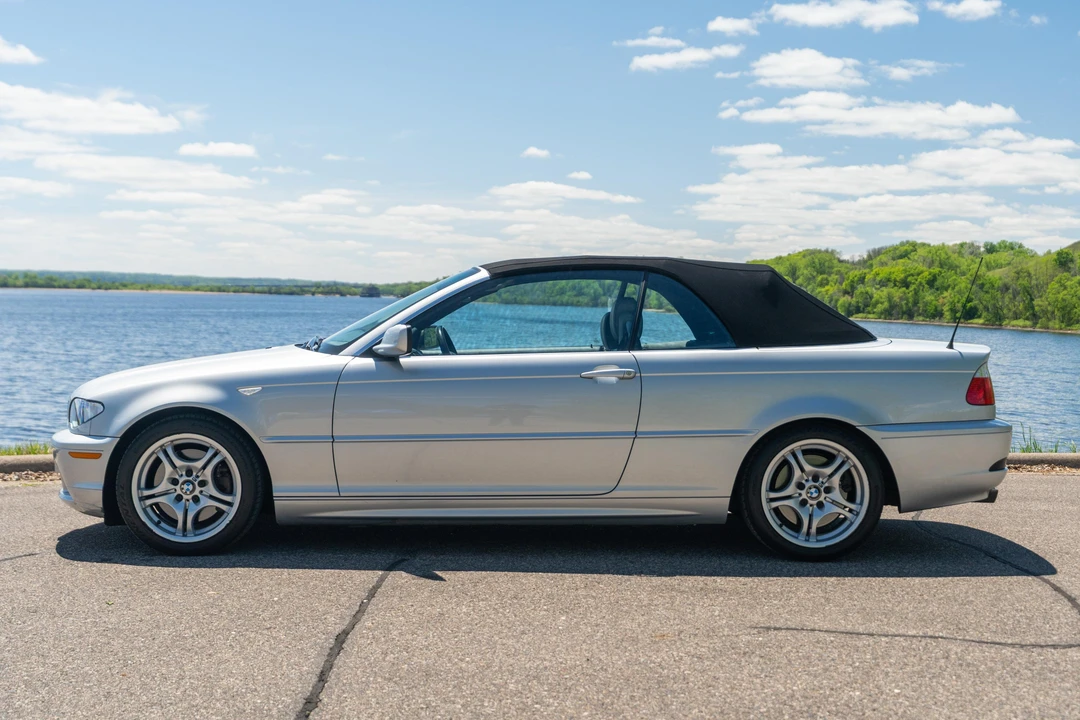 2006 BMW E46 330i & 330Ci - Image 11 of 31