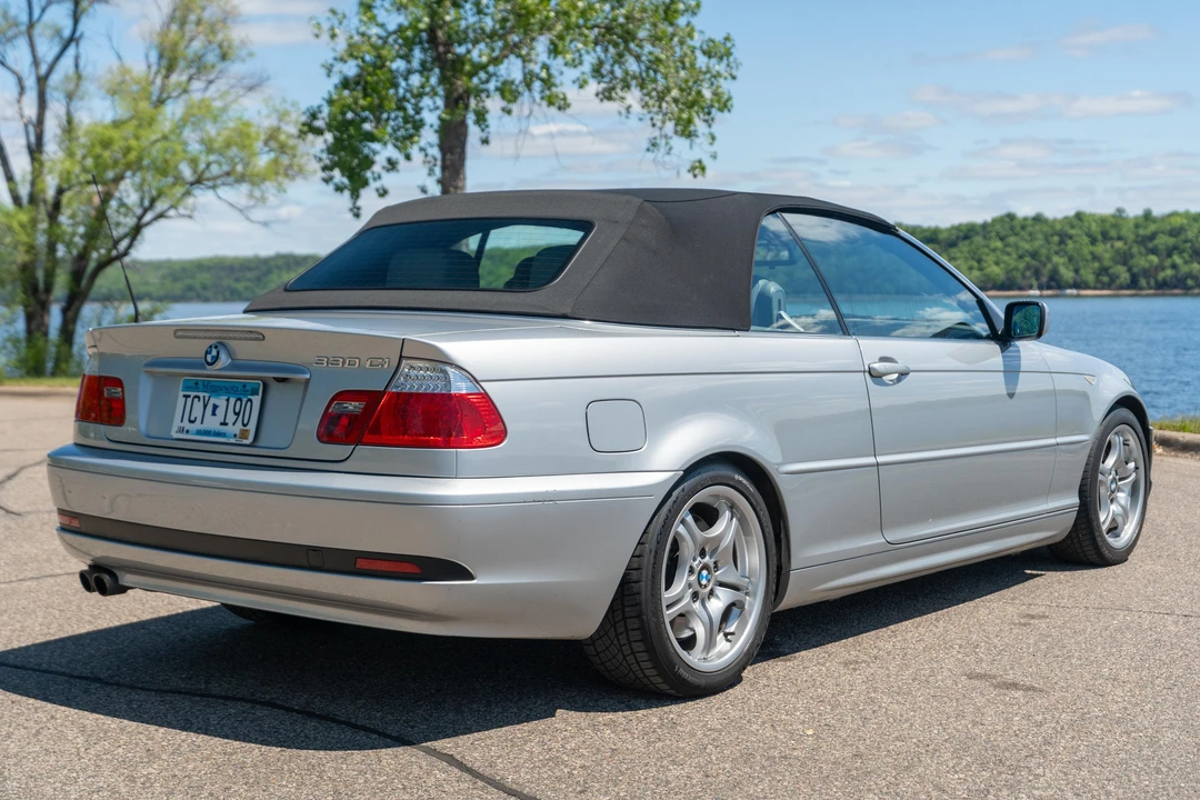 2006 BMW E46 330i & 330Ci - Image 14 of 31