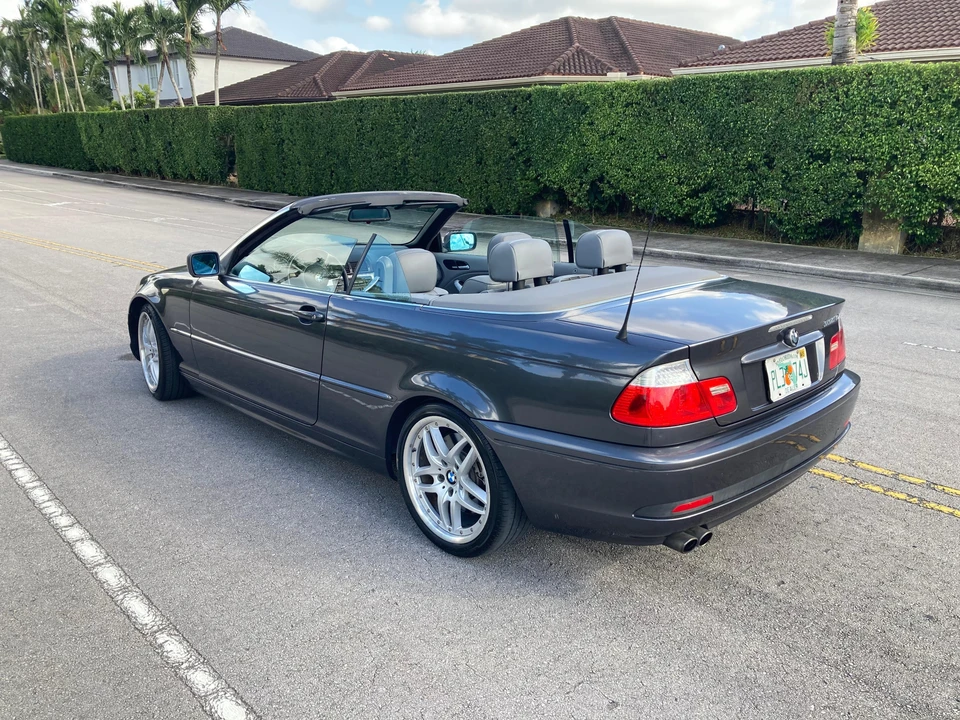 2006 BMW E46 330i & 330Ci - Image 12 of 31