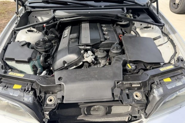 2006 BMW E46 330i & 330Ci - Image 6 of 6