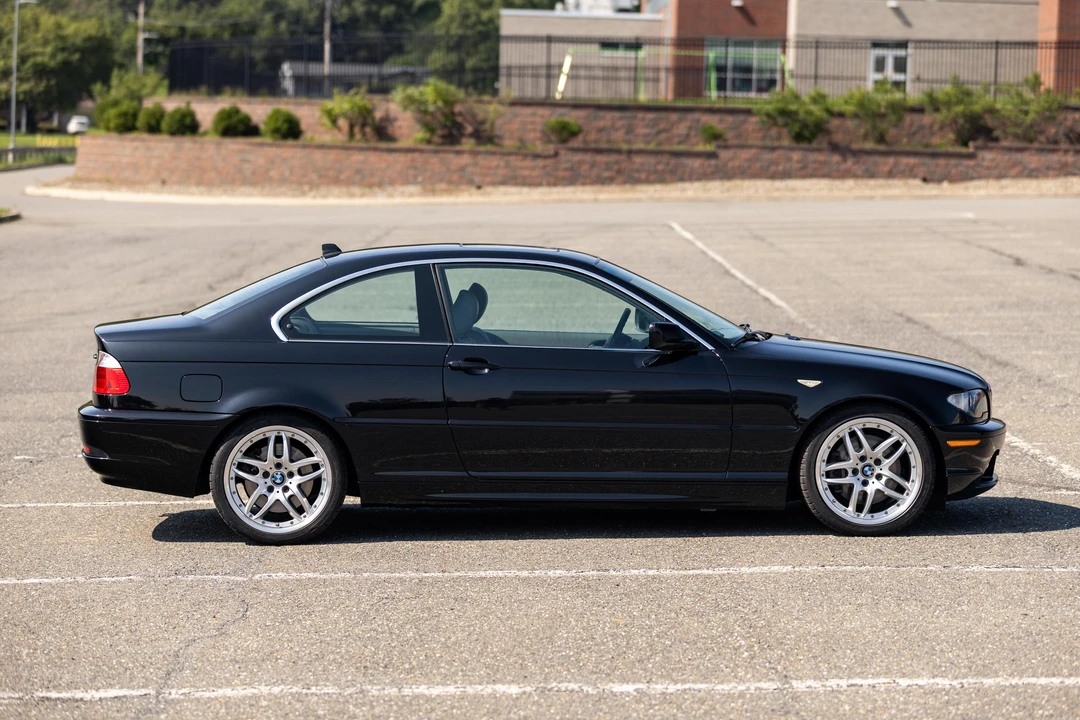 2006 BMW E46 330i & 330Ci - Image 8 of 31