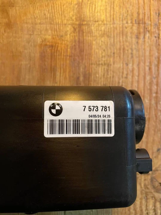 2006 BMW E46 330i & 330Ci - Image 13 of 13