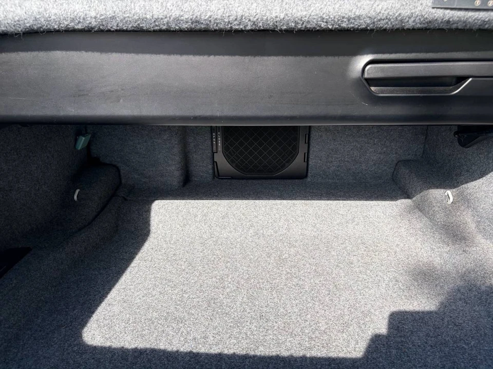 2006 BMW E46 330i & 330Ci - Image 11 of 17