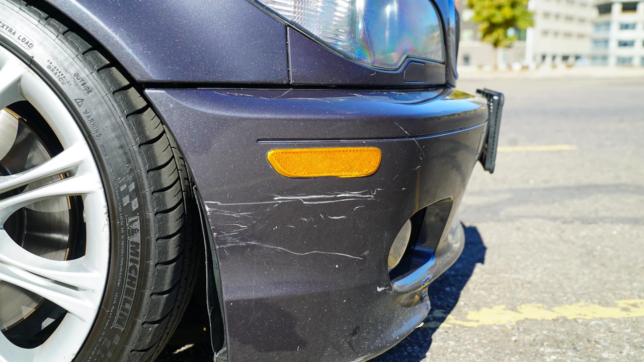 2006 BMW E46 330i & 330Ci - Image 20 of 31