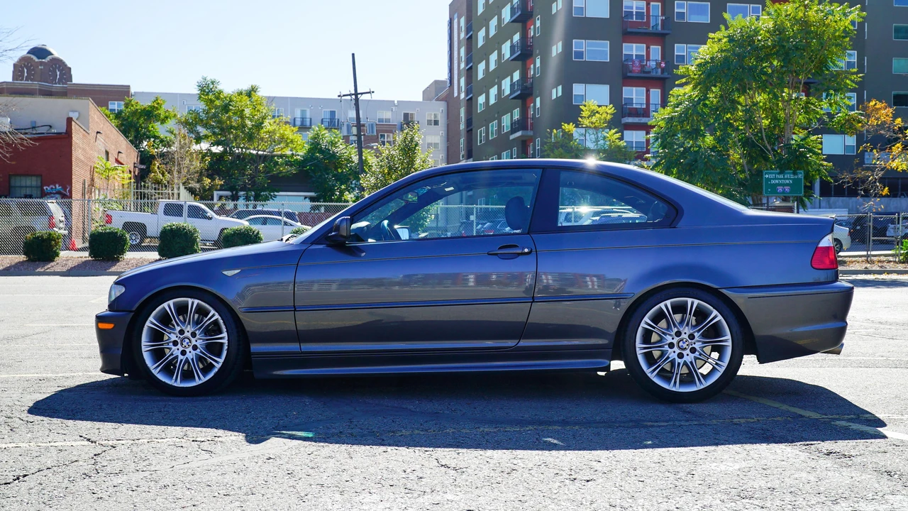 2006 BMW E46 330i & 330Ci - Image 8 of 31