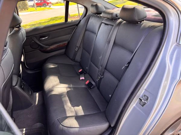 2006 BMW E90 3 Series Sedan - Image 9 of 16